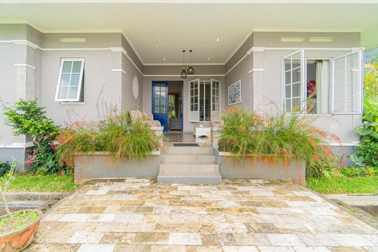 Four Monkeys House Villa Bedugul  Luaran gambar